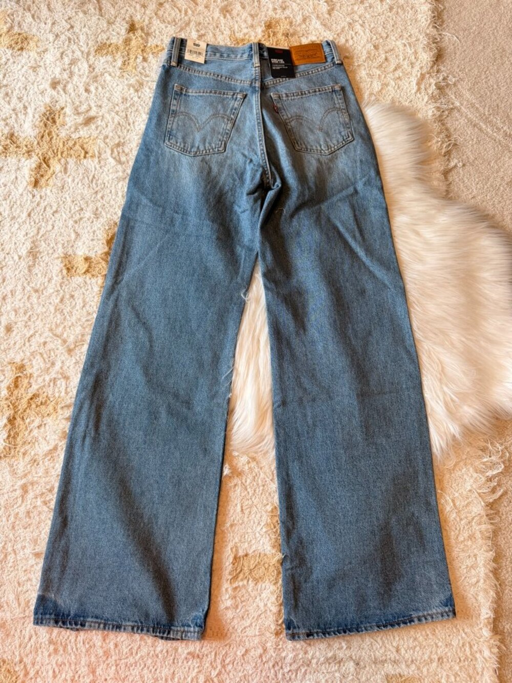 Free People Levi's Ribcage Wide-Leg Jeans 26 - Picture 9 of 13